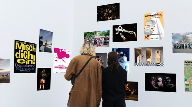 Ausstellung: 25 Jahre Sommerblut Kulturfestival – 25 Jahre Solidarität