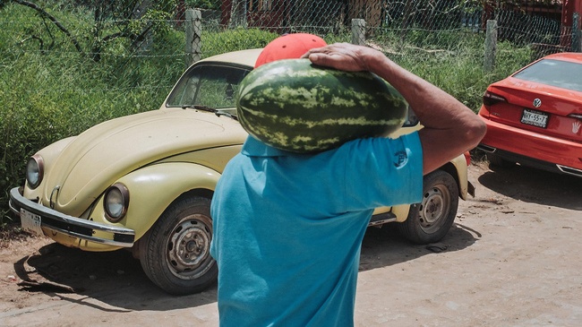 IRVING VILLEGAS .  LÄUFT