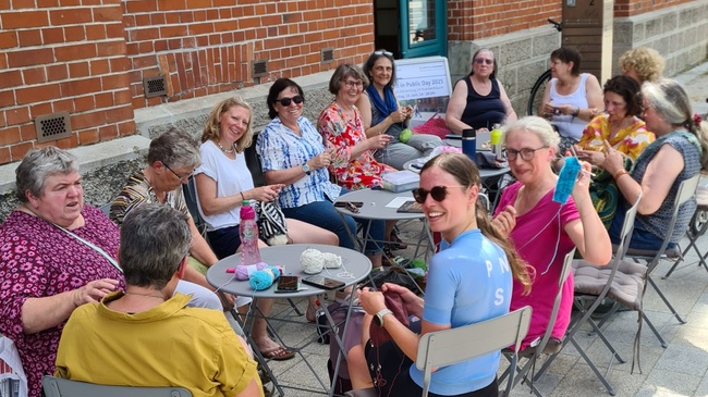Knit in Public Day
