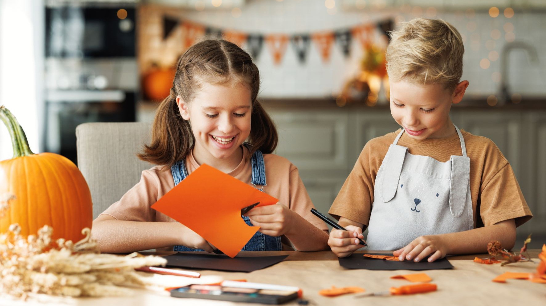 Herbstbasteln mit LipzKidz: Bunte Blätter überall