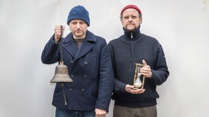 VATERLAND? EIN SCHIFF KOMMT NACH HAUSE