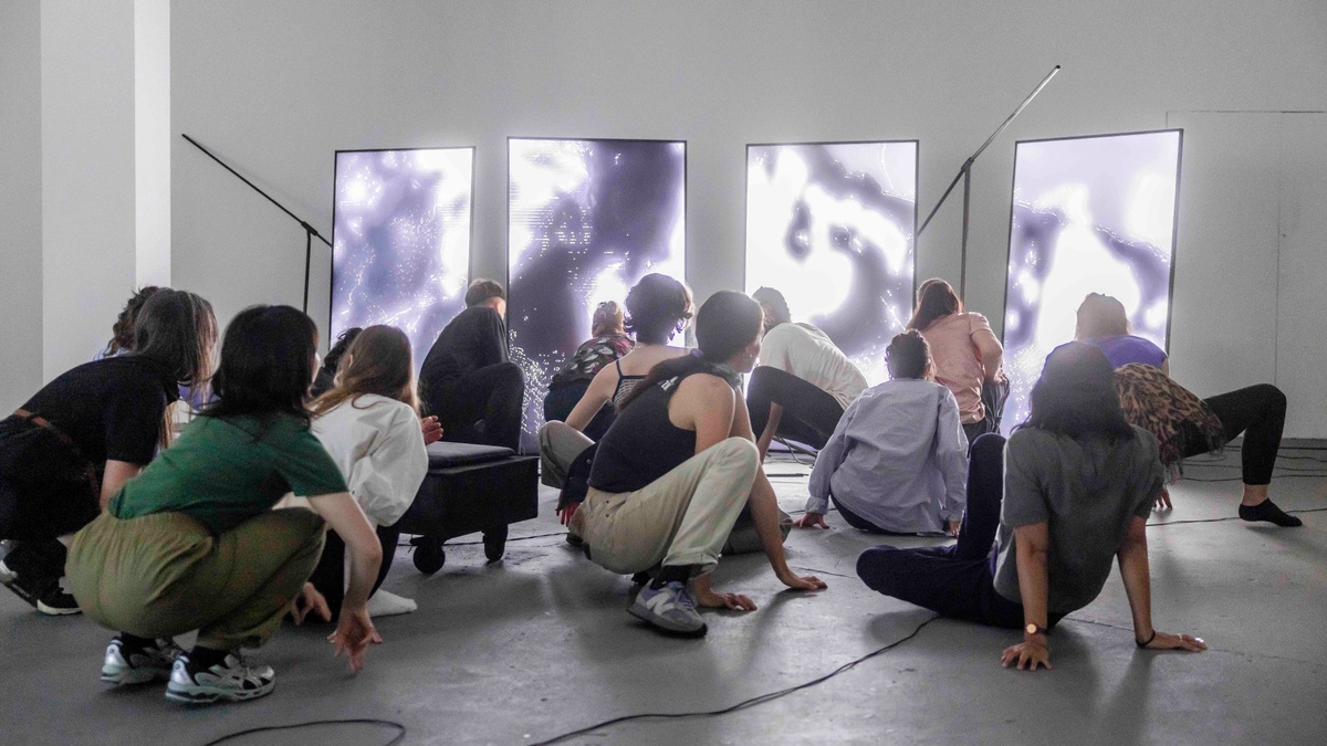 Somatische Übungen in den Ausstellungen