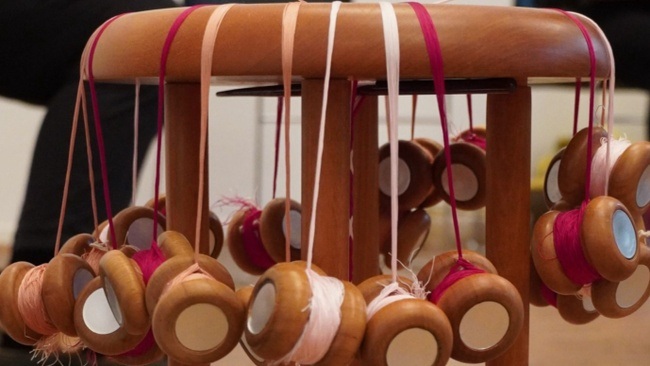 Japanisches Flechten: Kumihimo mit Meisterin Hoko Tokoro