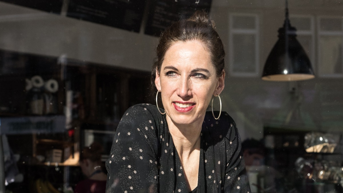 Titelbild der Veranstaltung Bremen liest! Bettina Bexte liest aus "In allem ein Stück zu Hause"