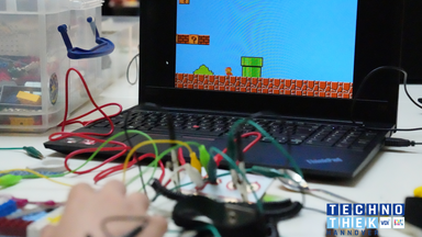 JULIUS CLUB: Online Games mit Makey Makey