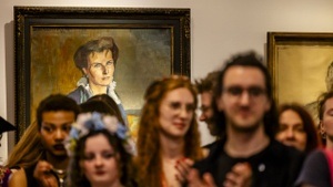 Aus dem Schatten. Katharina Kippenberg und Frauen der Goethezeit.  Sonderausstellung zum 70-jährigen Bestehen des Goethe-Museums und zum 150. Geburtstag von Katharina Kippenberg