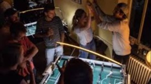 Flixen-Kickerparty im Gastfeld