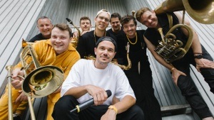 Fürstival: FÄTTES B / Rainer von Vielen / Popwal / Lenze & de Buam / Stadtkapelle FFB