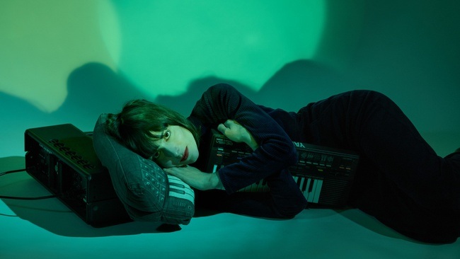 STEFANIE SCHRANK + FRAU KRAUSHAAAR