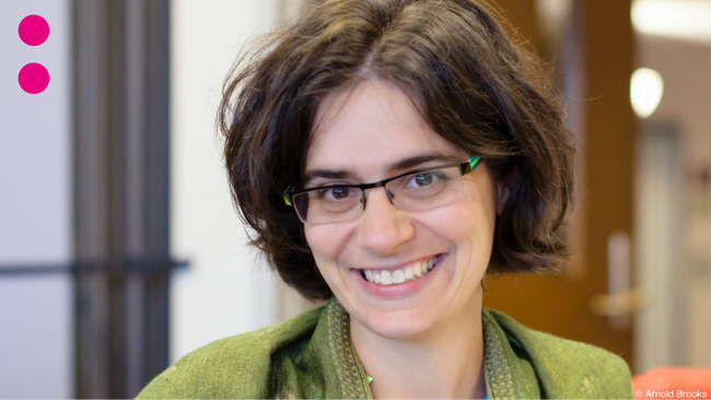 Sokrates reloaded – Wie man durch ein philosophisches Leben die Angst vor fast allem verliert. Mit Agnes Callard