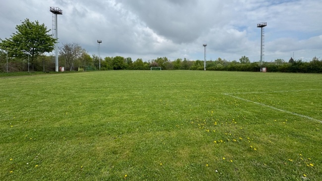 JUGAD pick-up football / pick-up Soccer