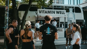 Vitamin Well Hydration Tour: Bus Stopp in Düsseldorf