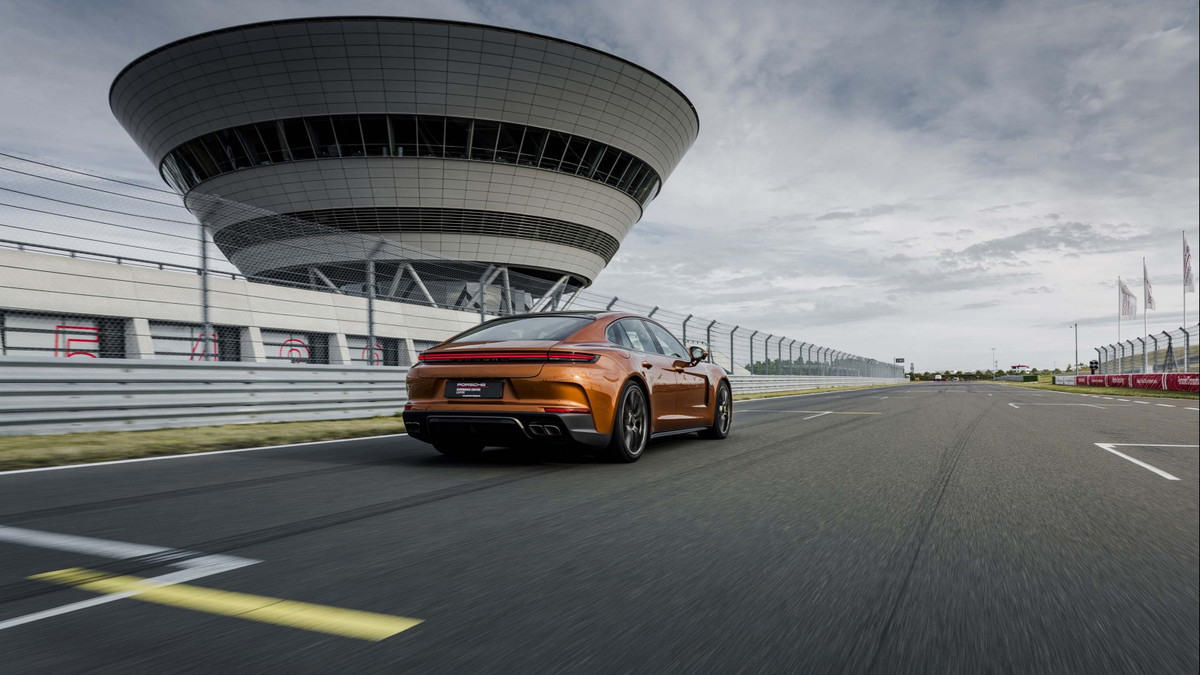 Porsche Fahrerlebnis: Co-Pilot Panamera