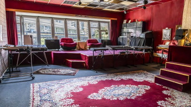 tipBerlin Synthie Lounge mit Mariybu und Ebow