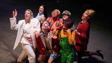 QUEEREEOKÉ Are You Club-Kidding me???