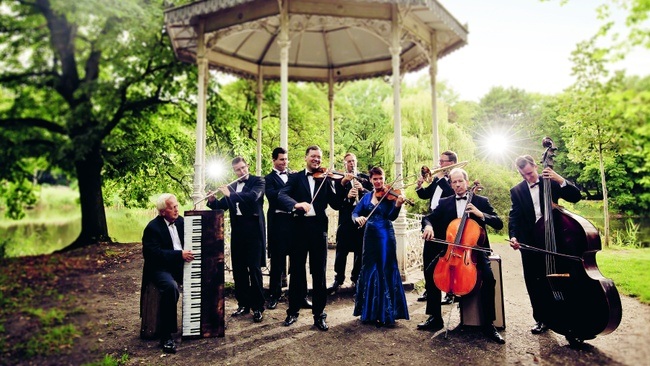 »Mit Musik geht alles besser« – mit CAPPUCCINO in den Mai