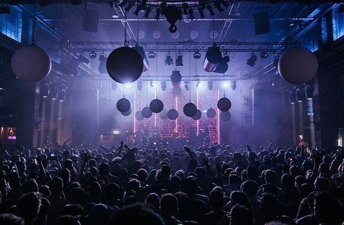 DIE HALLE Tor 2 - Rausgegangen Köln