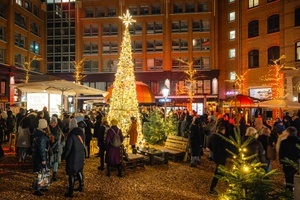 Marché de Noël — Der Weihnachtsmarkt in den Stadthöfen