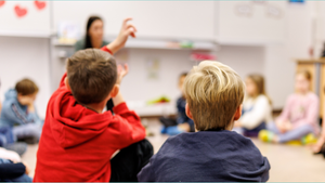 Demokratie braucht Demokrat*innen: Was kann Schule leisten?