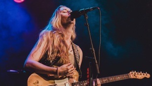 Joanne Shaw Taylor - Black & Gold Tour Part 2