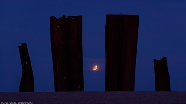 Partielle Mondfinsternis am 28. August 2026 auf Metalhenge