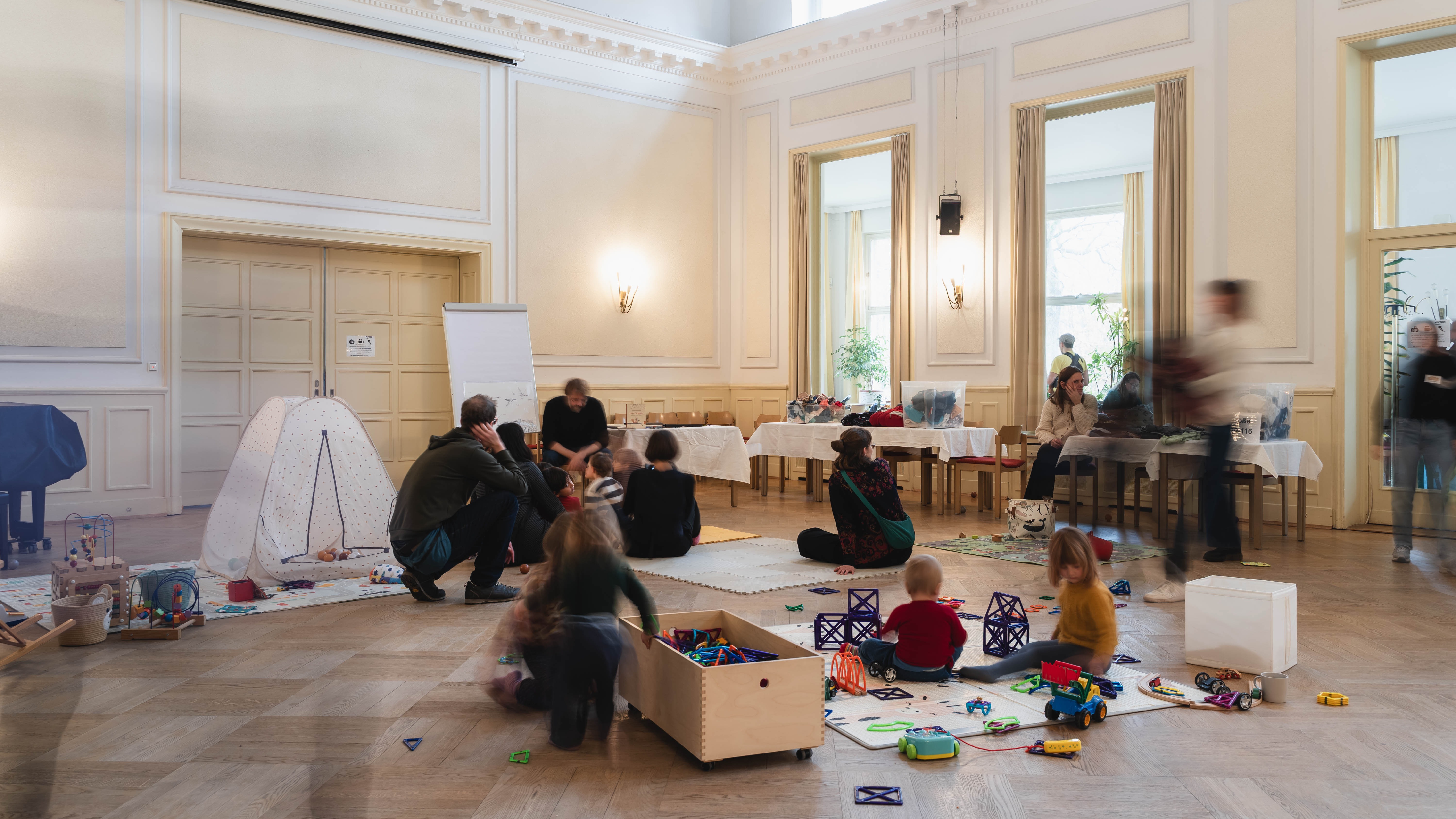 Mitbring-Brunch für Familien mit Kleinkindern