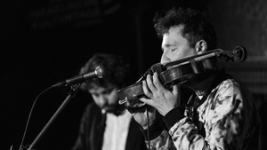 Alex Stolze feat. Ben Osborn - modern classical / electronic