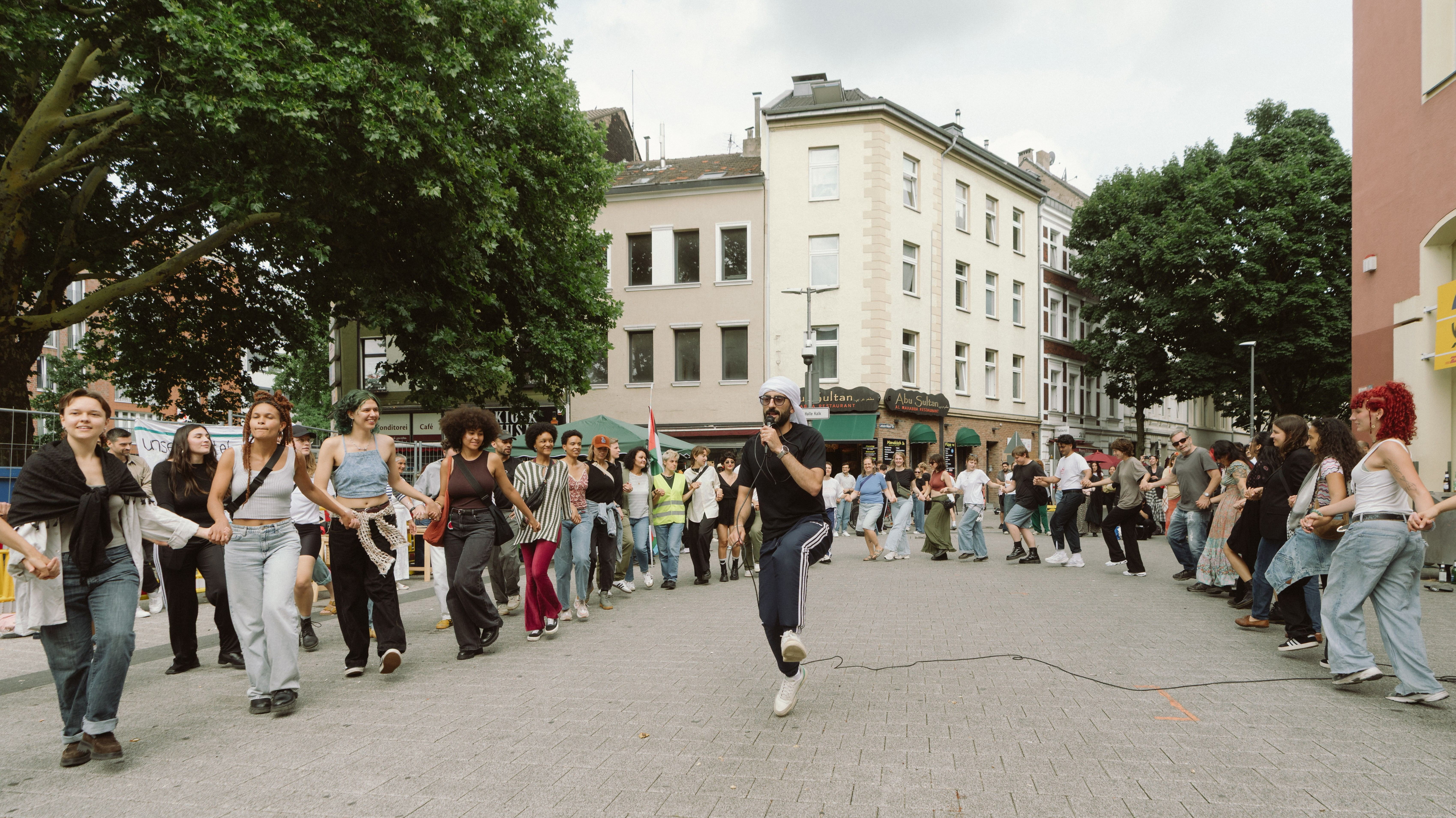 YallaDabka // Dabke-Tanzkurs für Anfänger*innen