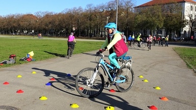 FahrSicherheitsTraining Senior:innen (Fahrrad oder E-Bike)