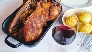 Stand-up-Tasting im Kölner Weinkeller - Pinot Noir & Co. – perfekt zum Gänseessen