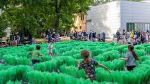 Wiedereröffnung: Olaf Nicolai. Labyrinth