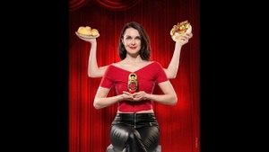 Liza Kos – „INTRIGATION“ Russischer Döner mit Kartoffelsalat