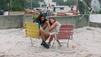 CHICAS TRISTES (SAD GIRLZ)