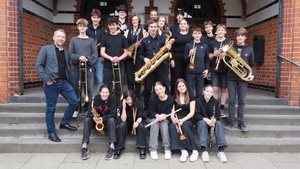 School's Out - It's Bigband Time! - NDR Bigband und der WRS Bigband