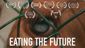 VIER PFOTEN mit dem Film „Eating the Future“ im November auf Kinotour