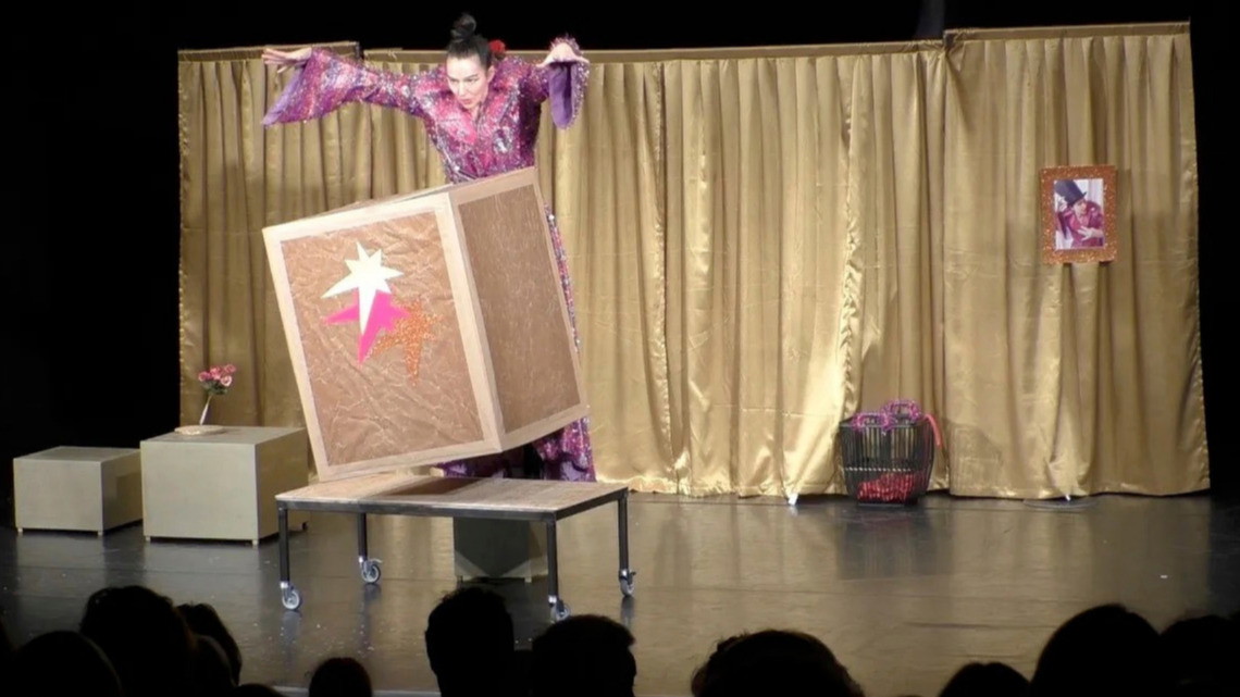 Die fabelhafte Zauberwelt von Polly und Dolly (3-11 Jahre)