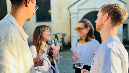 Wine & Food Walking Tour WINTERHUDE! | Hamburg Wine Rebels