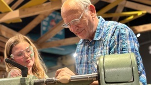 Schaudrechseln in Oskarshausen bei Dresden – Handwerk live erleben | Eintritt frei