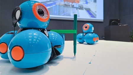 Family Open Lab – Roboter, KI und Co.: Menschen und Maschinen im Team