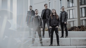 DISILLUSION + Support: STELLVRIS