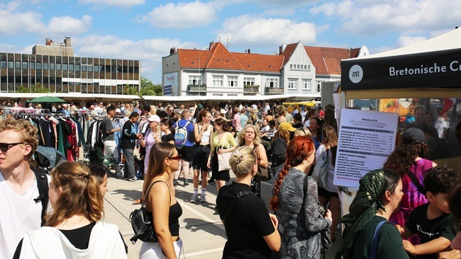 ROOFTOP FLOHMARKT GALERIA OSTERSTRAßE
