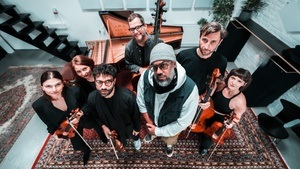 Samy Deluxe & Mikis Takeover! Ensemble