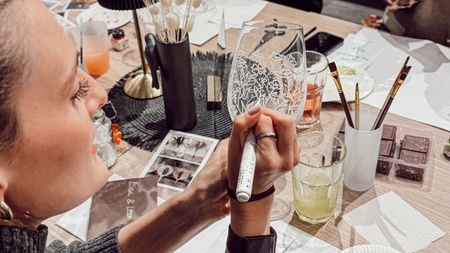 Kreativ-Workshop: Weingläser bemalen