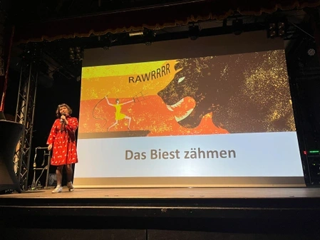 Science Slam in Hamburg im März 2025