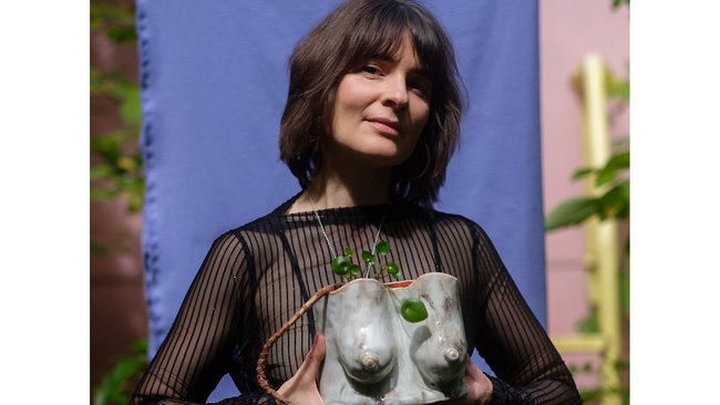 Witches, Bitches, It-Girls – Wie patriarchale Mythen uns bis heute prägen; Madame Courage – Diversität und Demokratie weiblicher Stimmen