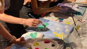 Workshop: Paint & Sip mit Bianca Isensee im Kreativquartier