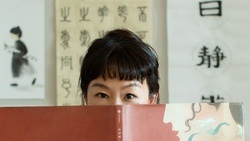 llustratorin, Grafikdesignerin und Kalligrafie-Lehrerin.