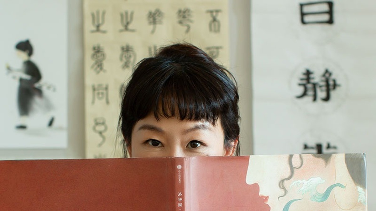 llustratorin, Grafikdesignerin und Kalligrafie\u002DLehrerin.