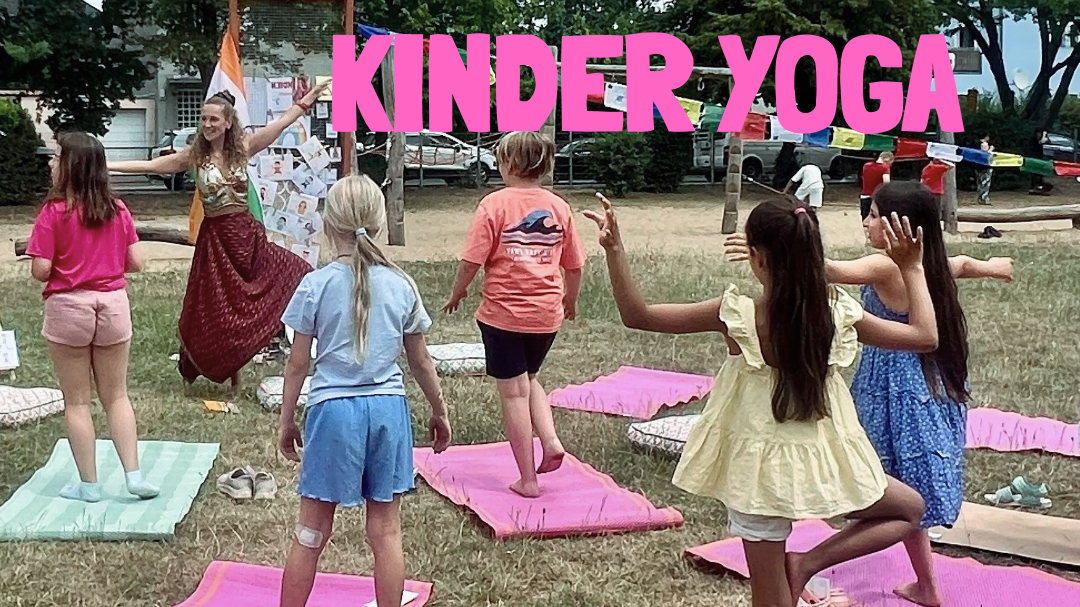 Kinder Yoga & Schafe
