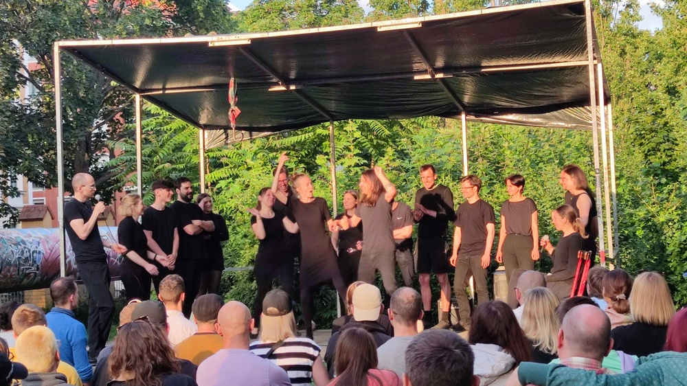 Action&Drama - Werkschau der Improtheaterkurse: Die Dienstagskurse
